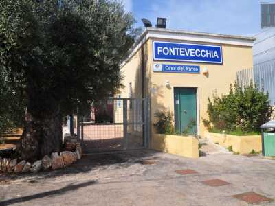 Torniamo quindi sulla Francigena fino ad arrivare alla �Casa del Parco�, la vecchia stazione di Fontevecchia ora usata per laboratori di educazione ambientale
